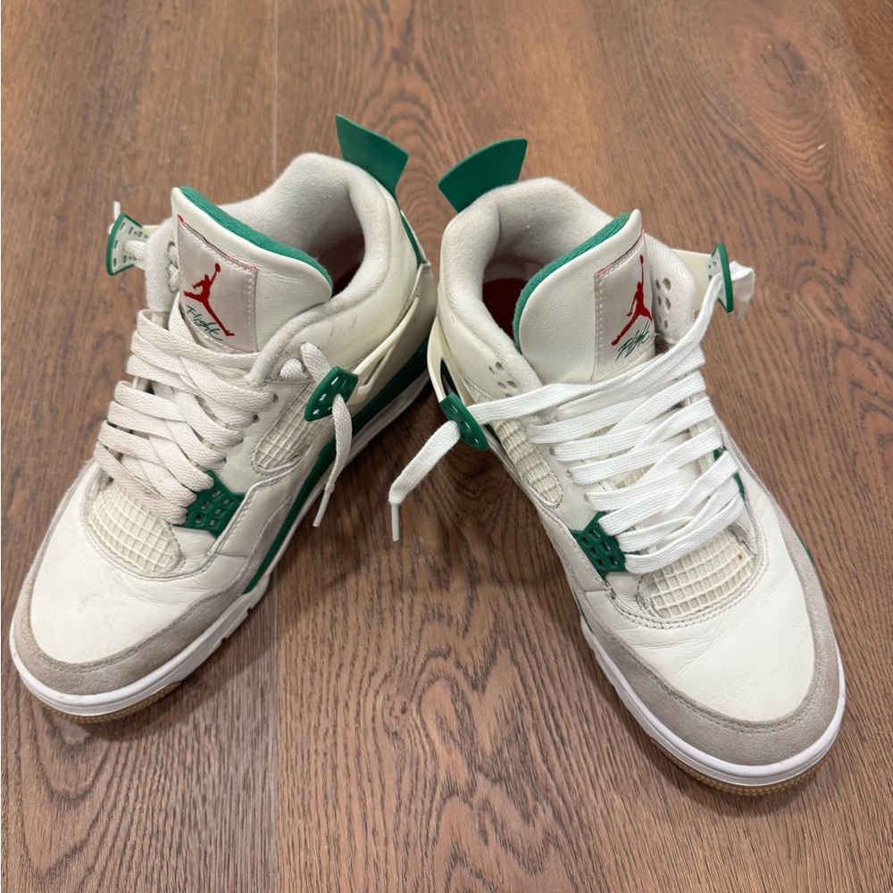 Air Jordan 4 Retro SP